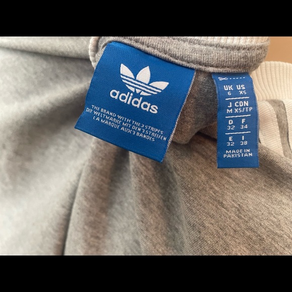 Adidas Originals Long Sleeve 3 Stripes Crew Neck - Picture 10 of 10